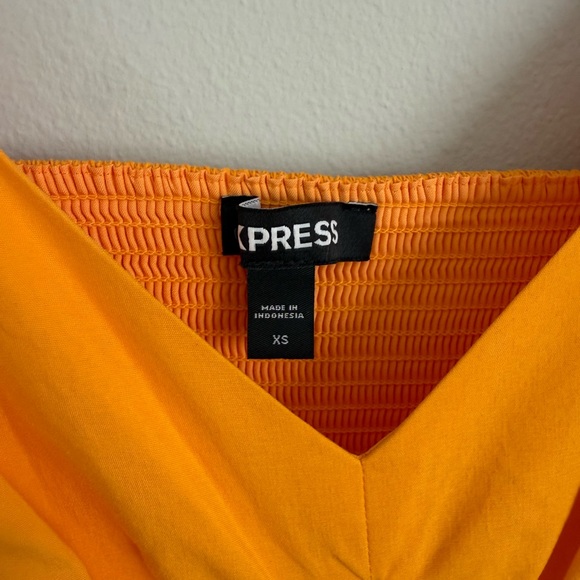 Express Vibrant Tiered Maxi Dress - Picture 5 of 11